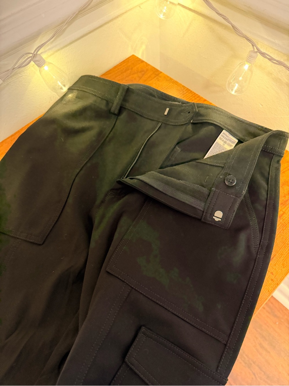 Banana Republic Black Cargo Pants - Picture 4 of 6